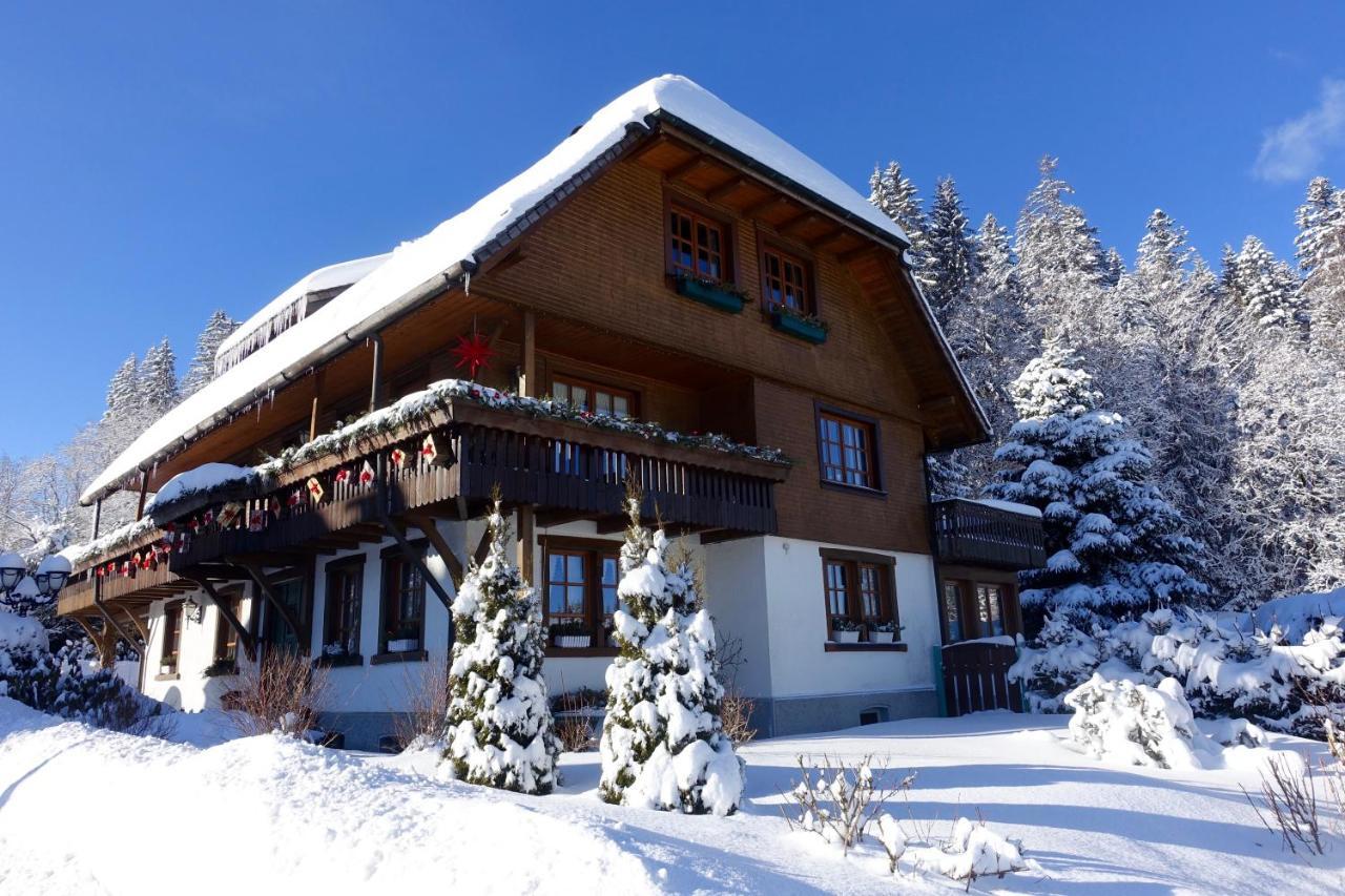 Hollhouse - Bed & Breakfast ฮินเทอร์ซาร์เทน ภายนอก รูปภาพ