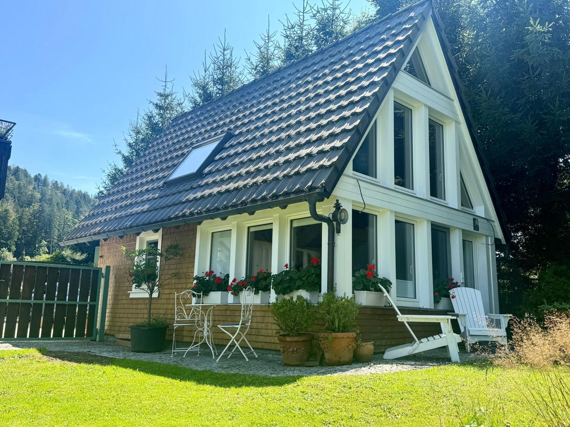 Hollhouse - Bed & Breakfast ฮินเทอร์ซาร์เทน ภายนอก รูปภาพ